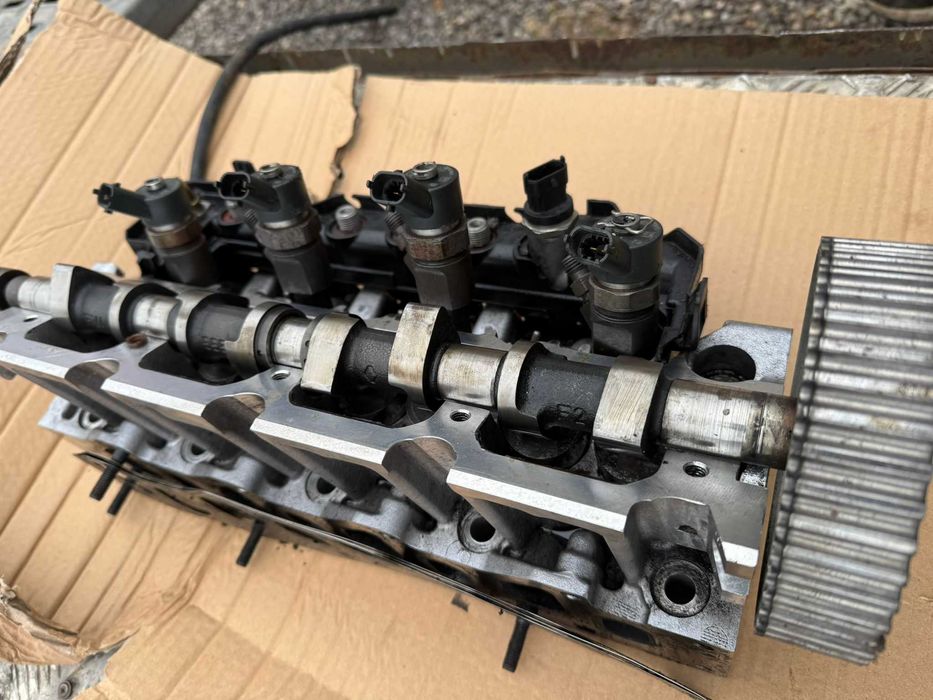 Głowica vitara 1.9ddis 1.9dci  trafic vivaro wtryski