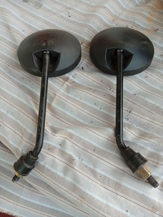 Vendo jogo de espelhos para mota
