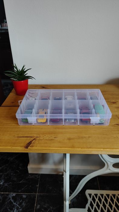 Caixinha para 12 Hot Wheels - Nova!