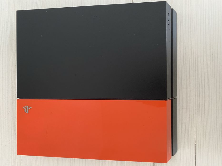 Продаю PlayStation 4 500gb