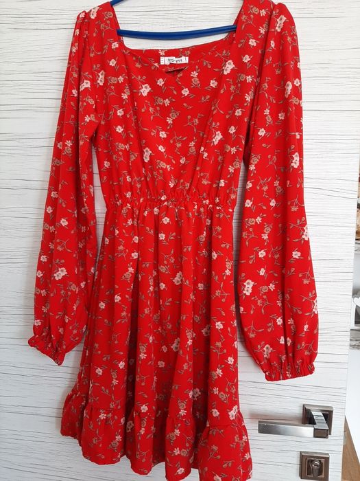 Плаття                        .