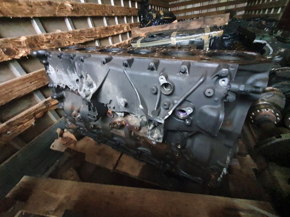 Blok Silnika słupek tłoki wał Renault Gama Range T DTI11 460 430
