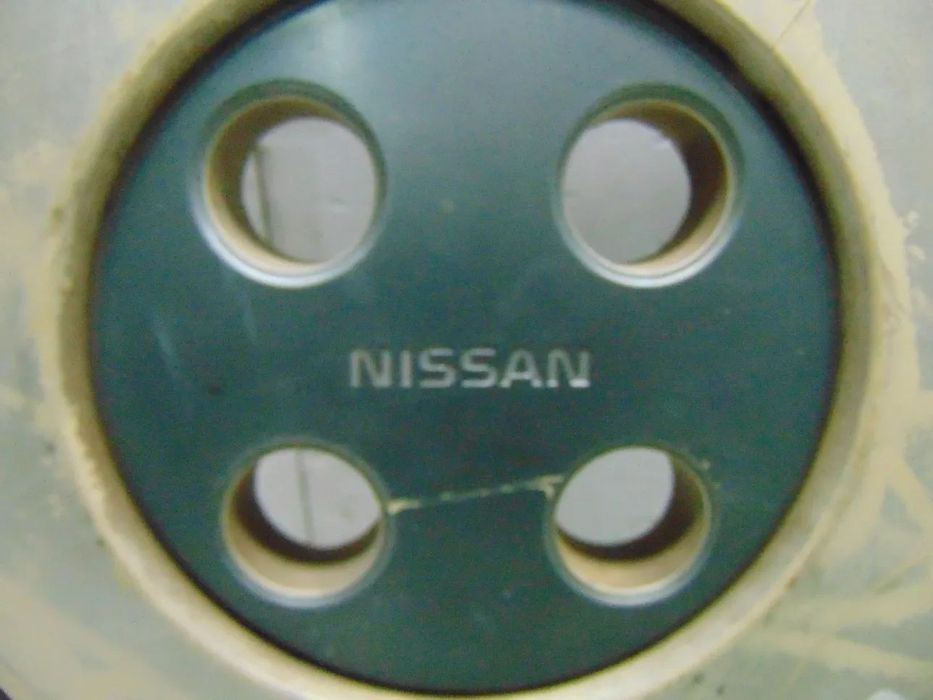 Nissan Vanette tampões roda