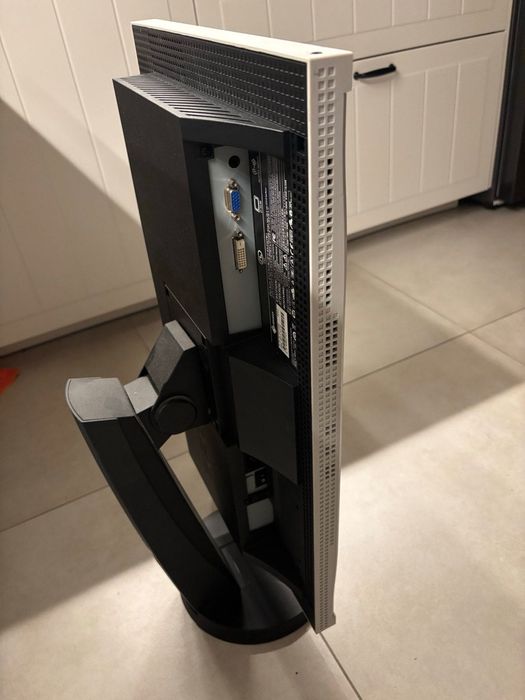 Monitor komputerowy 23 cale