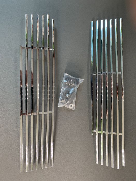 Хром накладки на решітку бампера Lexus GX