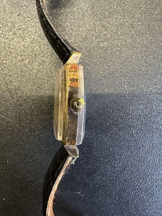 Omega Genève TV Case Automatic Cal. 565 – używany, stan dobry