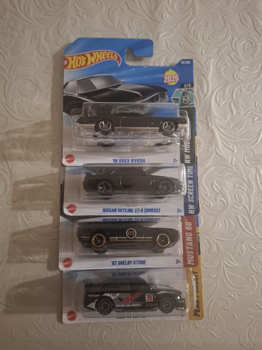 Venda de hotwheels mainline