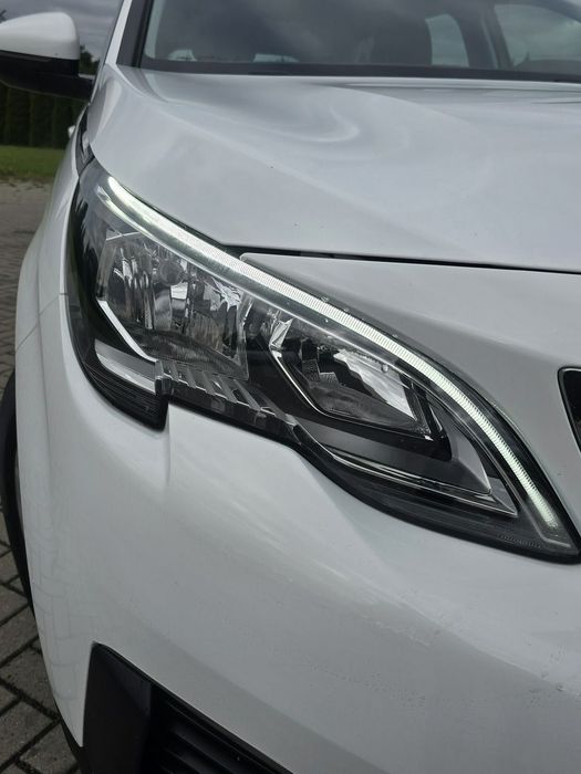 Peugeot 5008 1,2Turbo benz. 7 Foteli.Klimatronic 2 str. Navigacja.Serwis.OKAZJA