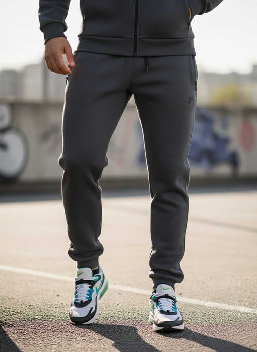 Зимовий спортивний чоловічий костюм Nike Intersoft