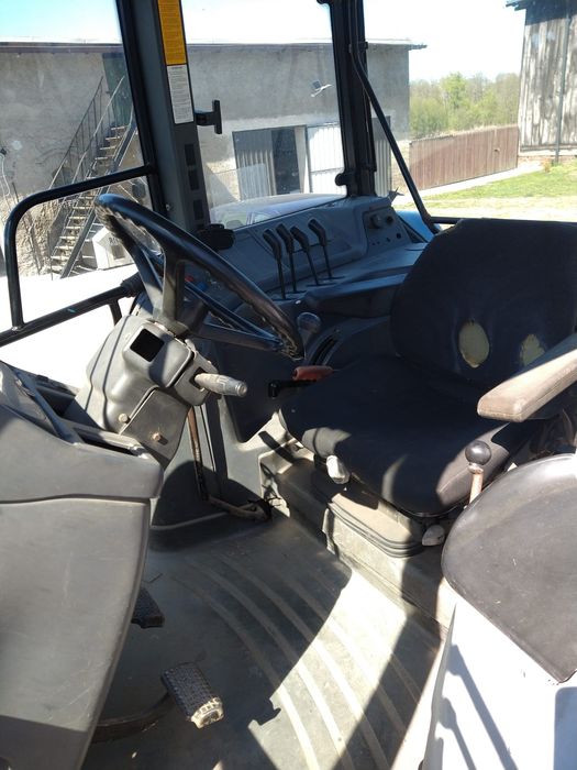 New Holland TL100