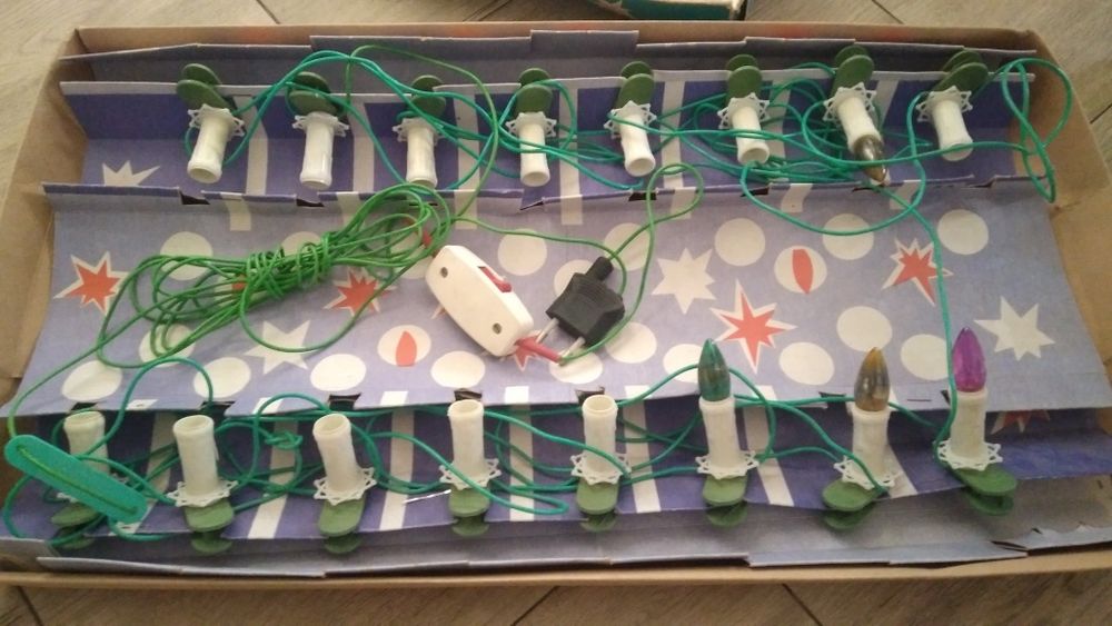 Świecidełka bez żarówek prl