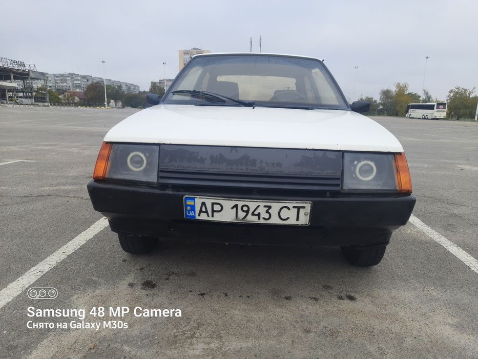Продам достойную Таврию