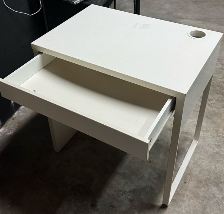 Vense-se movel usado