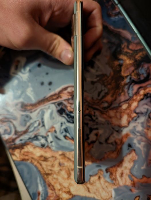 Pixel 7 pro софтлок чорна пляма, відновлення або донор