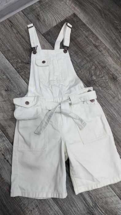 Джинсовий комбінезон з шортами бермудами