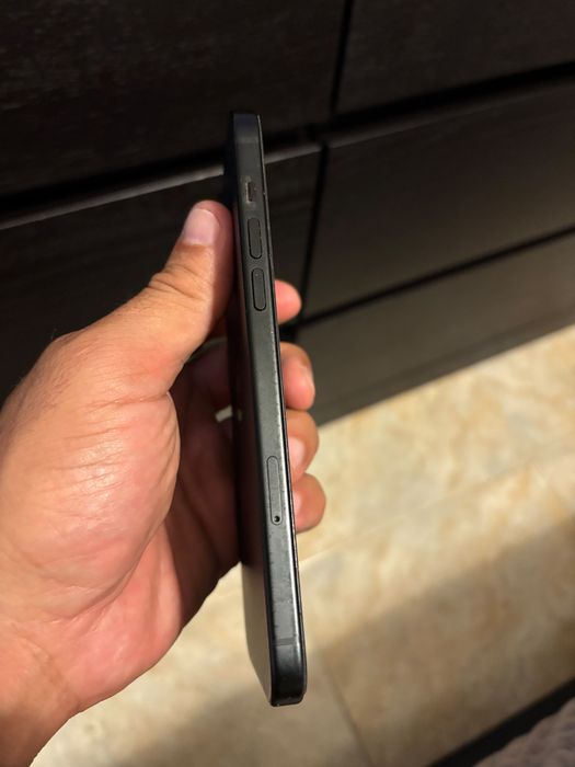 Iphone 15 plus usado mas como novo