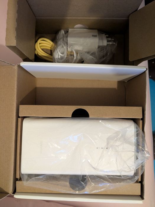 Huawei B628-265 4G Router – Works with SIM Card64283793946755122