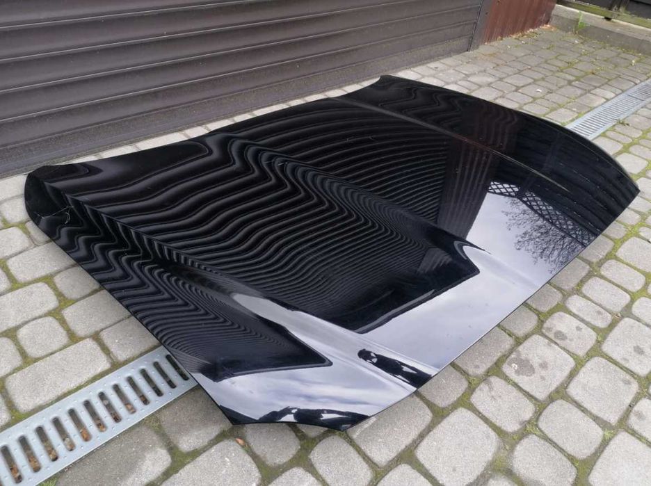 Jaguar F-Pace капот в гарному стані