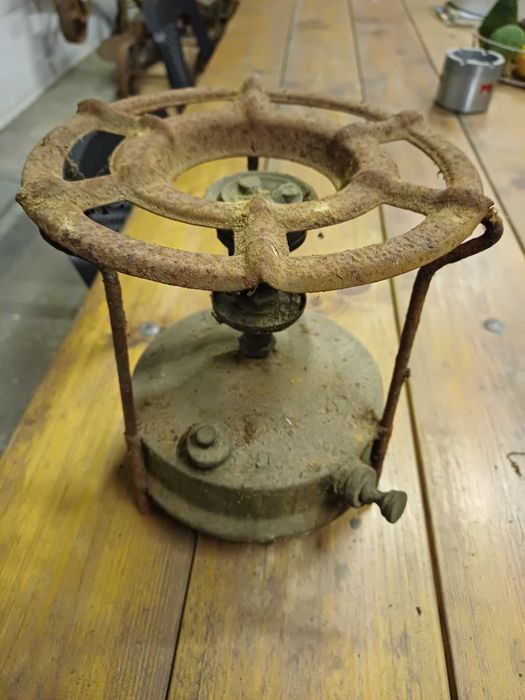 Vintage Kerosene Stove for Restoration