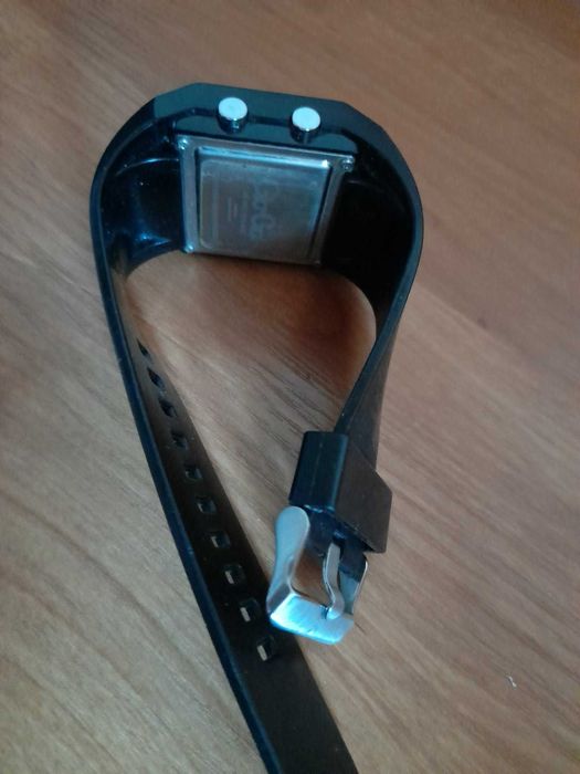 Cyfrowy zegarek na ręke