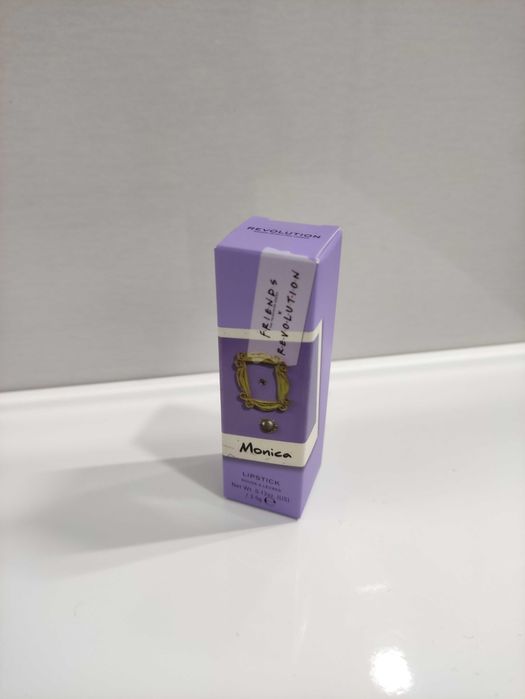 Batom Friends X Revolution - Lipstick Satin Kiss - Monica