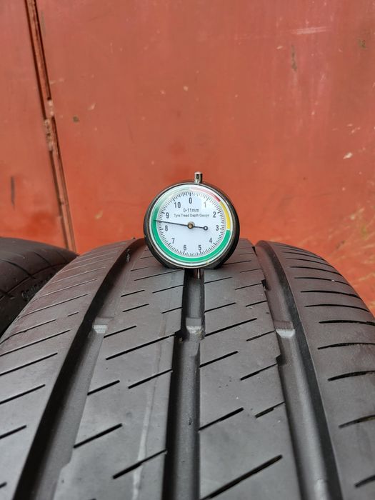 215/65/16C R16C Continental VancoEco 4шт ціна за 1шт шини