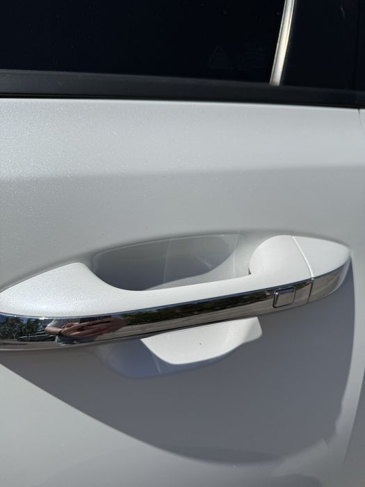 Продаю Kia k5 2.0 газ