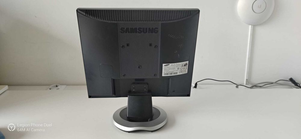 Samsung SyncMaster 710N, monitor LCD de 17 polegadas,