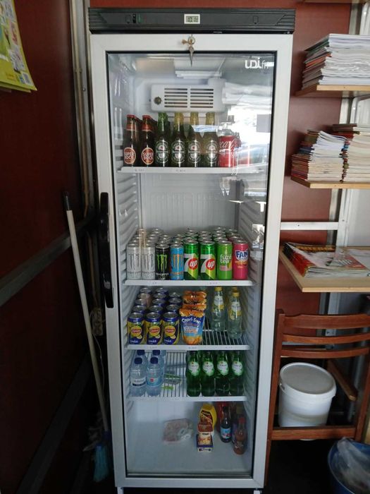 Frigorífico com pouco uso