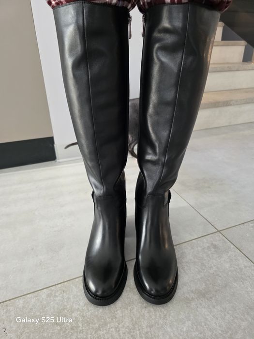 Зимние ботфорты кожа,мех новые