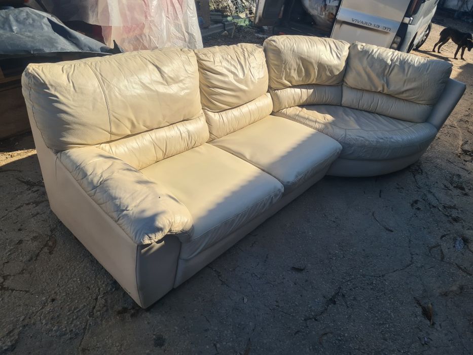 Sofá em cabedal usado