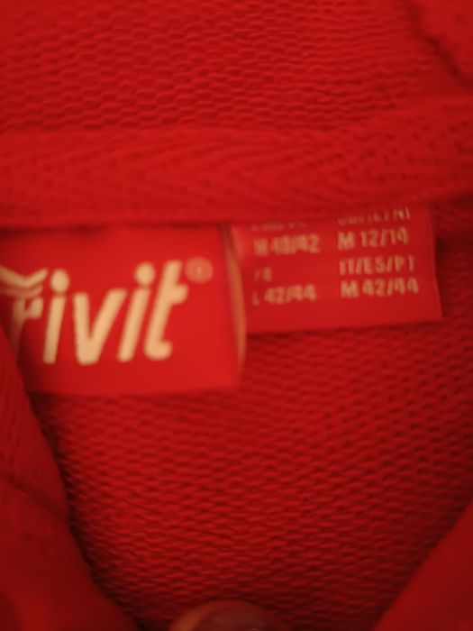 Czerwona bluza z kapturem S Esmara