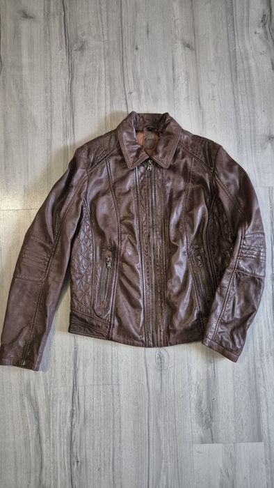 Шкіряна  курточка