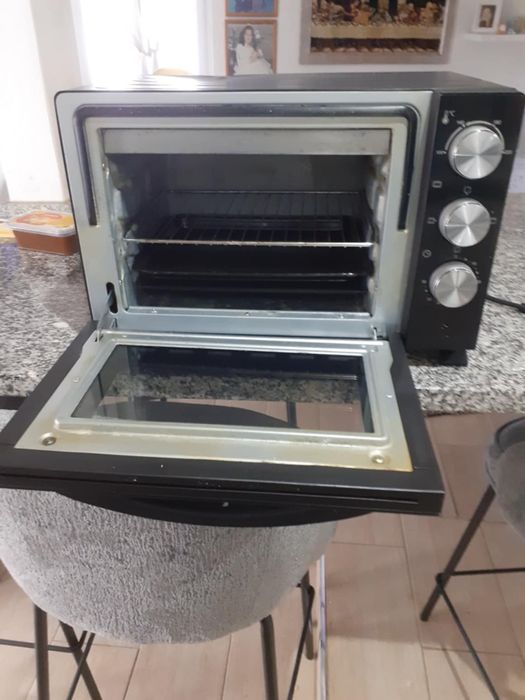 Forno Becken preto
