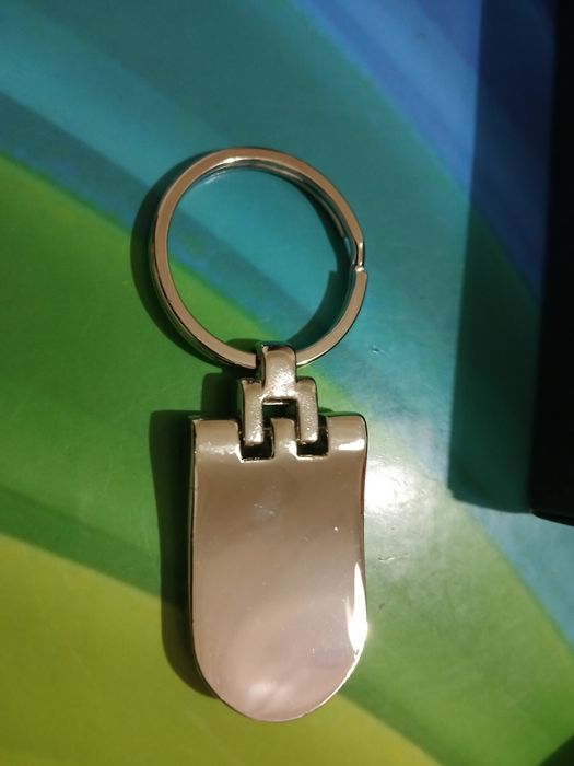Conjunto de porta chaves e esferográfica