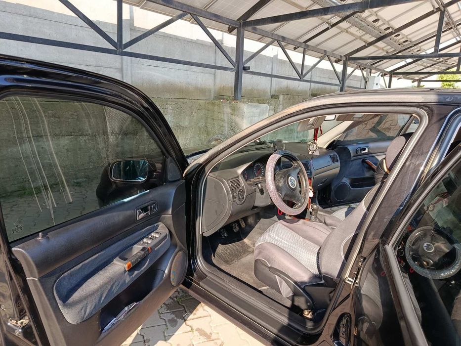 Volswagen Golf4 1.6бензін