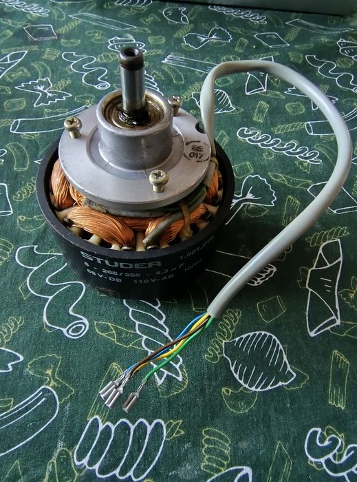 Magnetofon Revox B77 - silnik tależyka ( przewijanie)