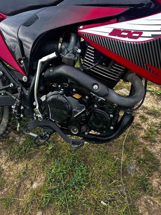 Мотоцикл FORTE FT200GY-C5B