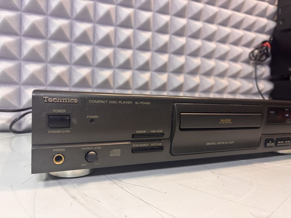Odtwarzacz CD Technics SL PG 490