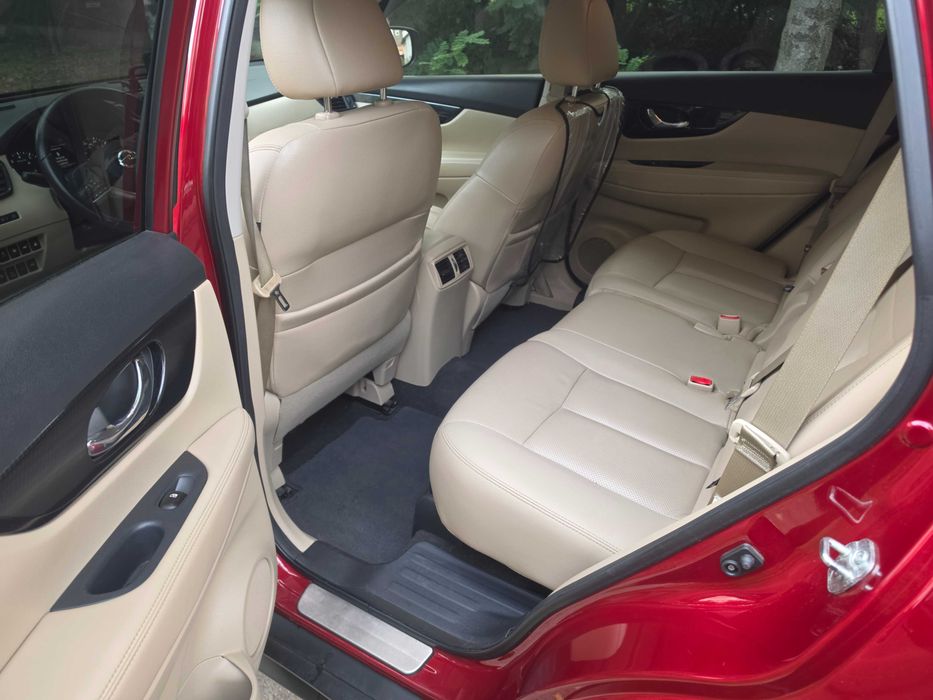 Продам Nissan Rogue