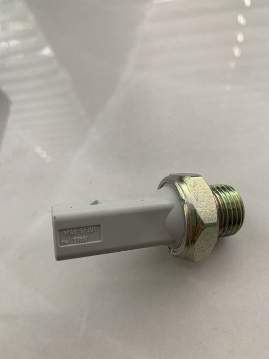 Датчик давления масла VAG