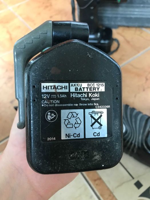 Wiertarko-wkrętarka Hitachi DS 12DVF3 ( pełen zestaw)