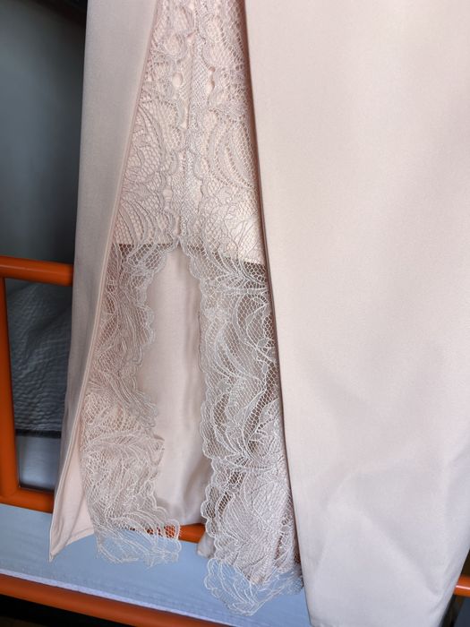 Elegancka sukienka Rengin