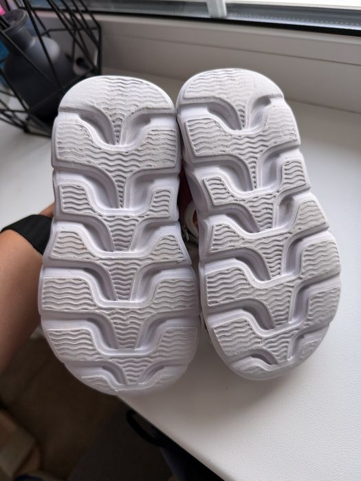 Босоніжки Chicco 26 розмір