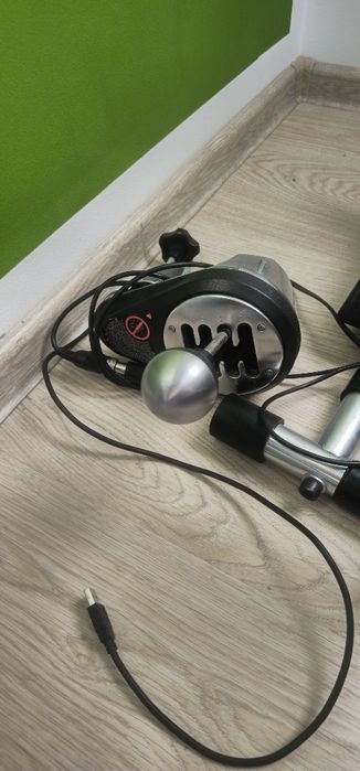 Kierownica thurstmaster tx + th8a