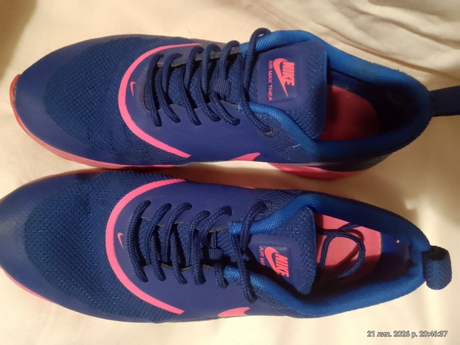 Кросівки жіночі шкіряні, літні Nike