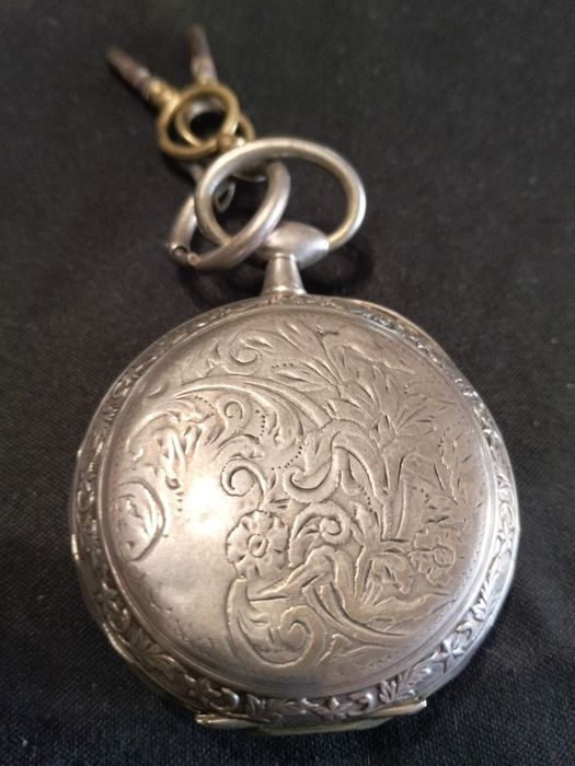 Relógio do Século XIX, em prata.