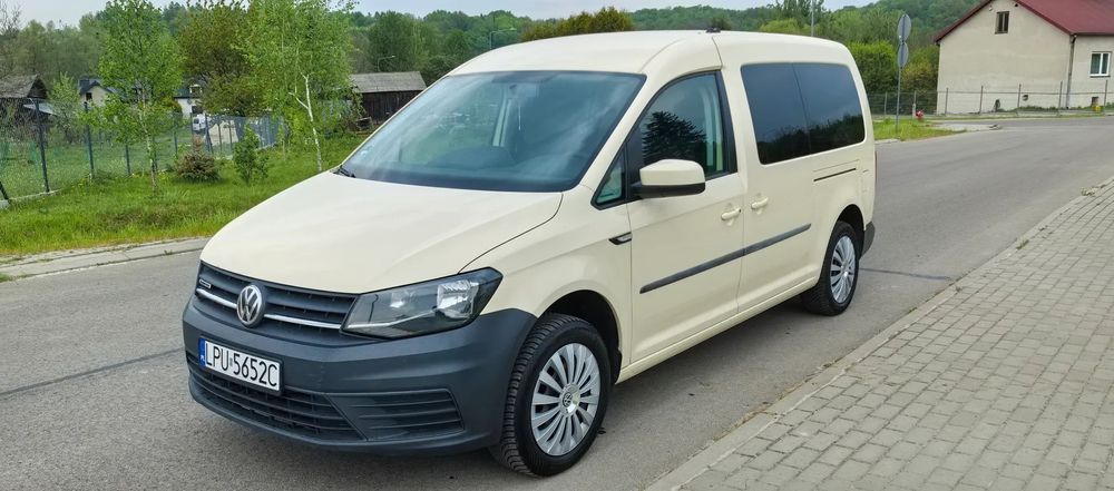 Volkswagen Caddy Witam, do sprzedania Volkswagen Caddy w wersji MAXI z 2018 roku, auto
