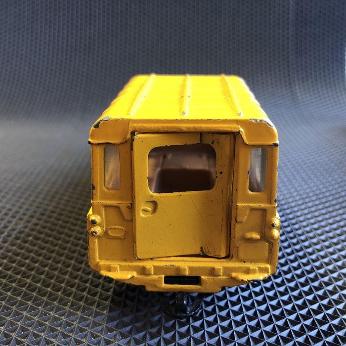 Праворукий Land Rover, Corgitronics. Колекціонування. Модель авто