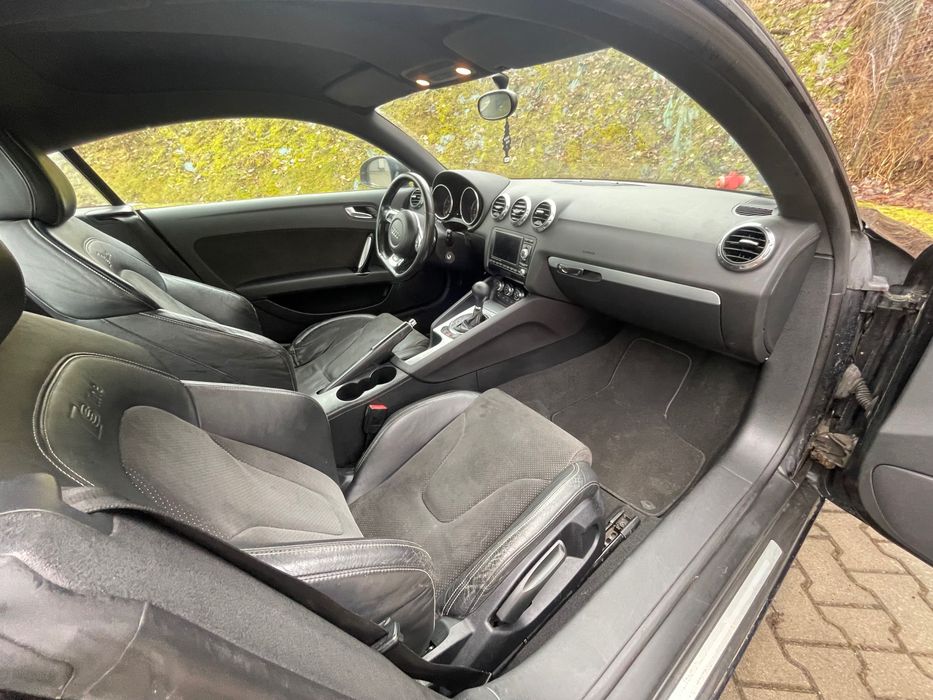 Audi TT 8j coupe